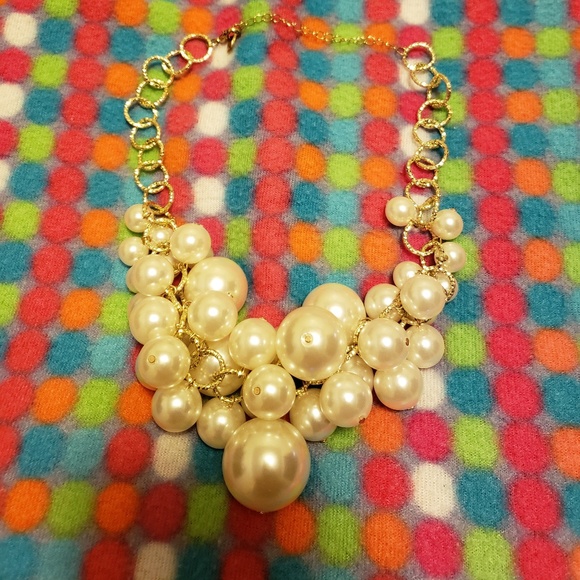 Jewelry - Large mulipearl necklace